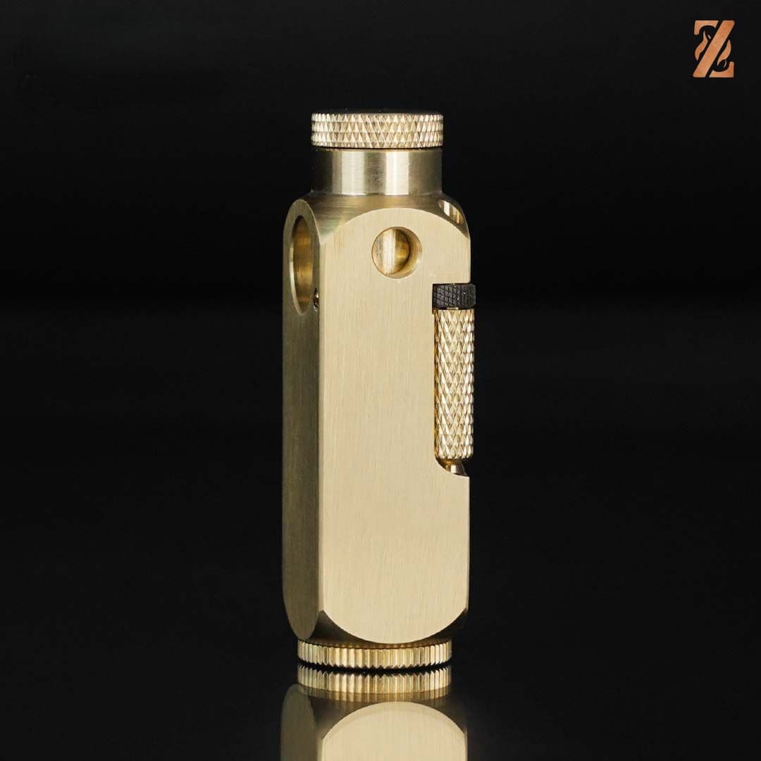 ZORRO Z760 Solid Brass Oil Lighter – Side Ignition Flint Design | Quiet Luxury – Lighter – view 4