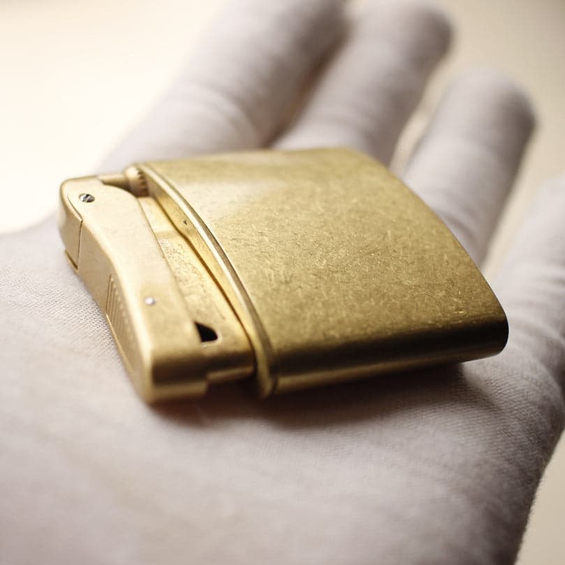 Vintage Solid Brass Oil Lighter – Refillable Retro Design, Gift Ready – Lighter – view 5