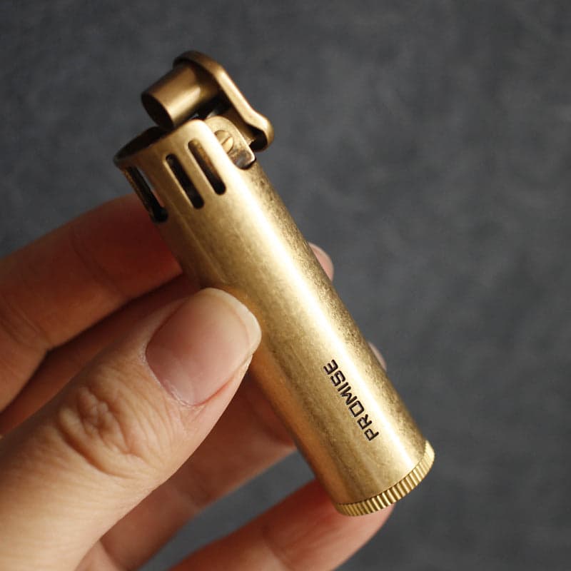 Solid Brass Oil Lighter – Vintage Windproof EDC Design – Lighter – view 7