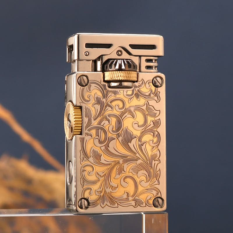 Retro Engraved Brass Lighter – Classic Trench Kerosene Lighter – Lighter – view 4