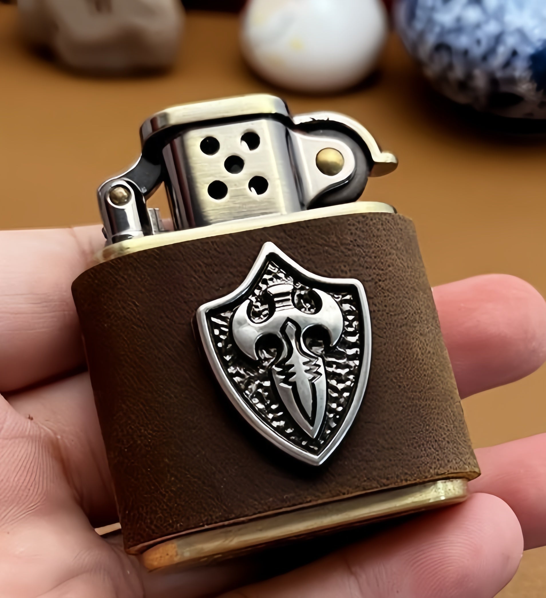 ZORRO 506 Vintage Brass Oil Lighter – Handmade Crazy Horse Leather Case with Five-Point Star